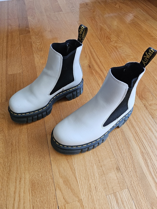 Dr. Martens Shoes - Dr. Martens White Leather Chelsea Lug Boots with Black Elastic